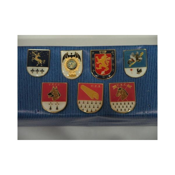 DISTINTIVO METÁLICO CUERPO NACIONAL DE POLICÍA TRAJES DE GALA