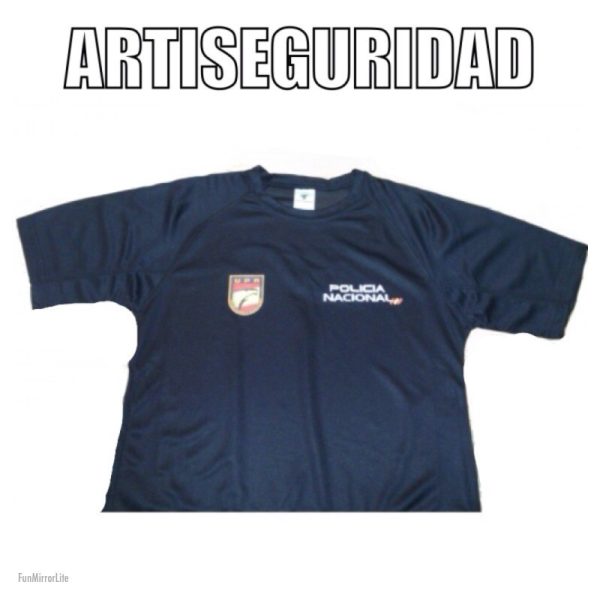 CAMISETA UPR CUERPO POLICIA