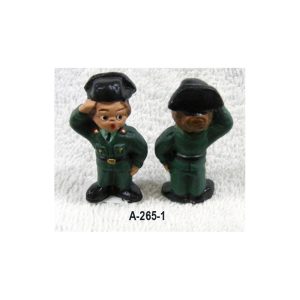 FIGURA BARRO MUJER GUARDIA CIVIL CON TRICORNIO