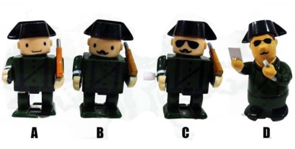 Muñeco guardia civil con cuerda