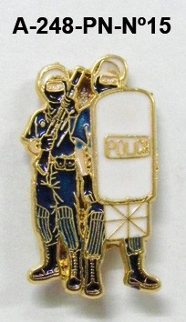 Pin Cuerpo Policia Nº 15