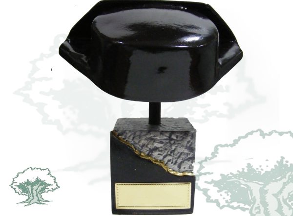 Busto Tricornio negro con grabación INCLUIDA