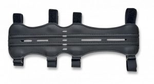 Brazadera doble. Plástico. 33cm